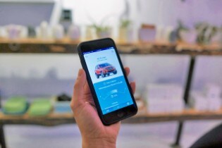 2017 Ford Escape and FordPass